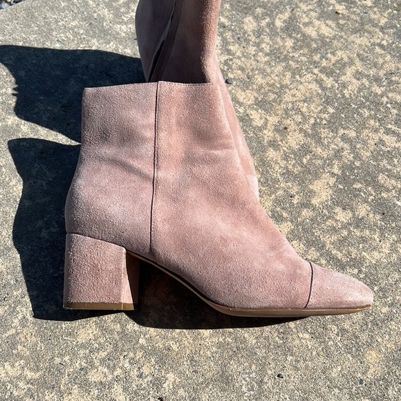 Halogen Booties - Picture 2 of 5